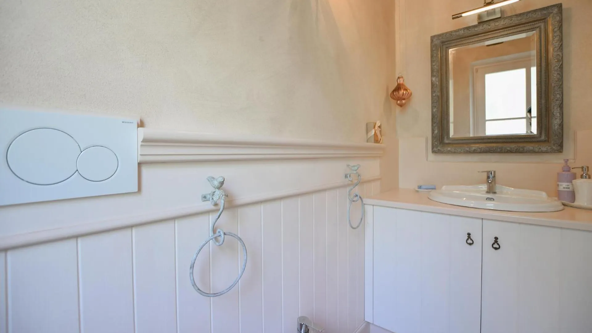 Gorgeous Home In Pietrasanta With Kitchen