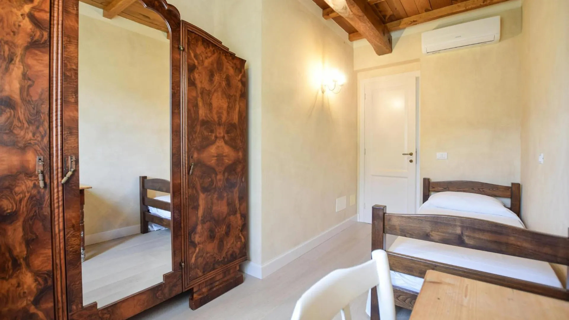 Gorgeous Home In Pietrasanta With Kitchen Holiday home