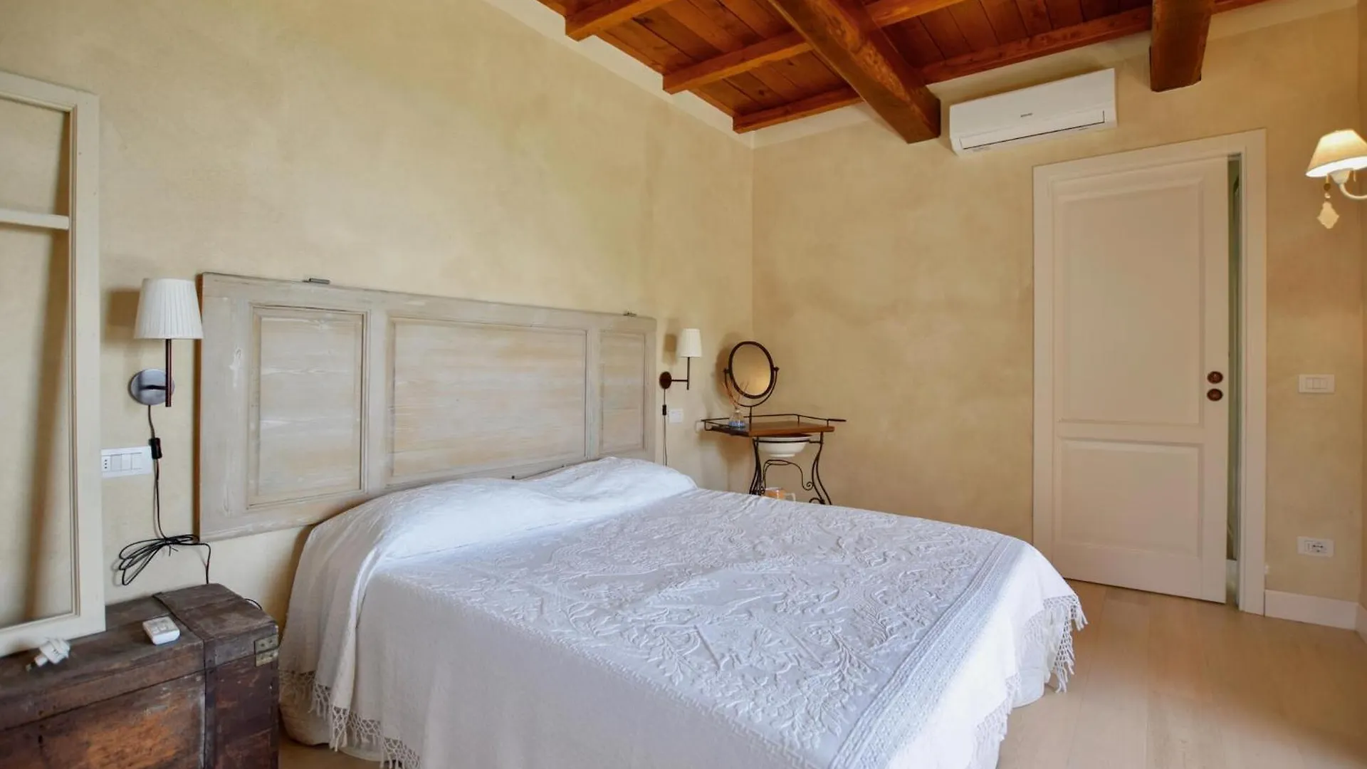 Holiday home Gorgeous Home In Pietrasanta With Kitchen